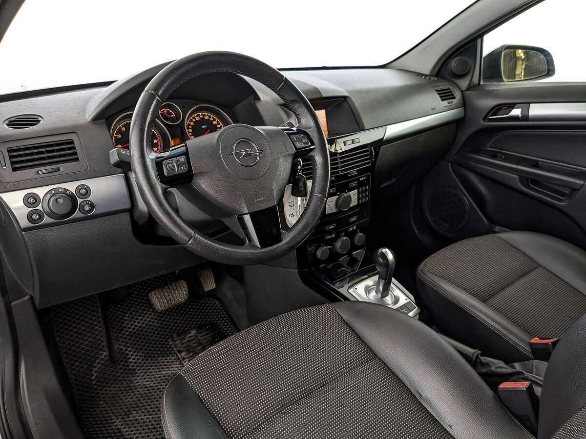 Купить Opel Astra GTC, 2008, 158 742 км, фото №11