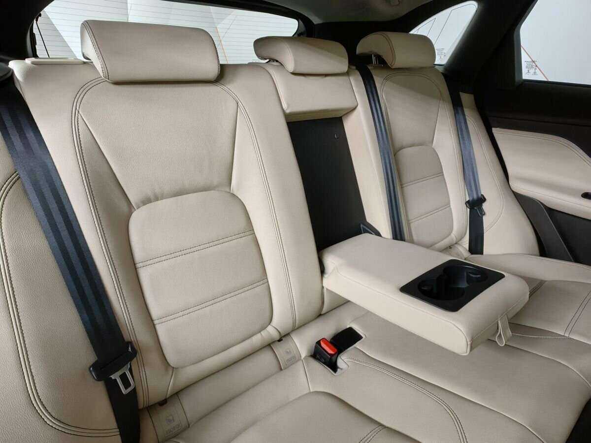 Купить Jaguar F-Pace, 2018, 46 052 км, фото №13