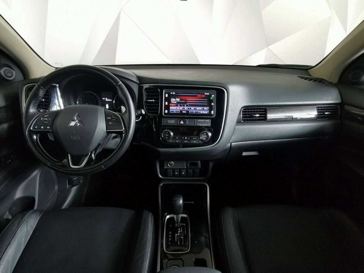 Купить Mitsubishi Outlander, 2018, 174 047 км, фото №10