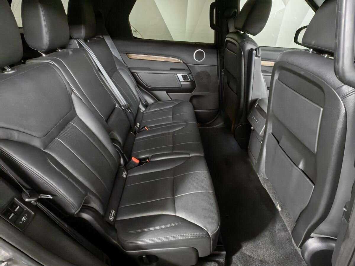 Купить Land Rover Discovery, 2018, 102 516 км, фото №12