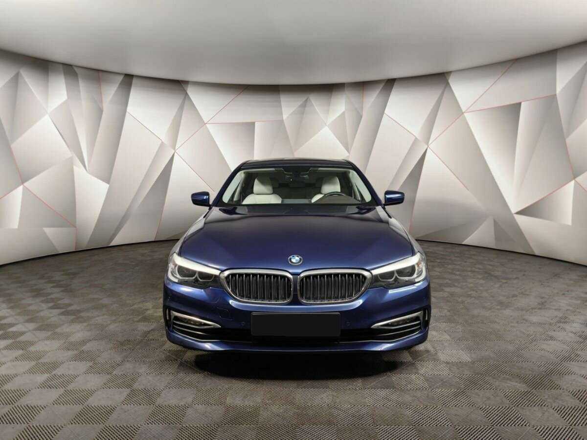 Купить BMW 5 серии 530i xDrive, 2017, 67 826 км, фото №7