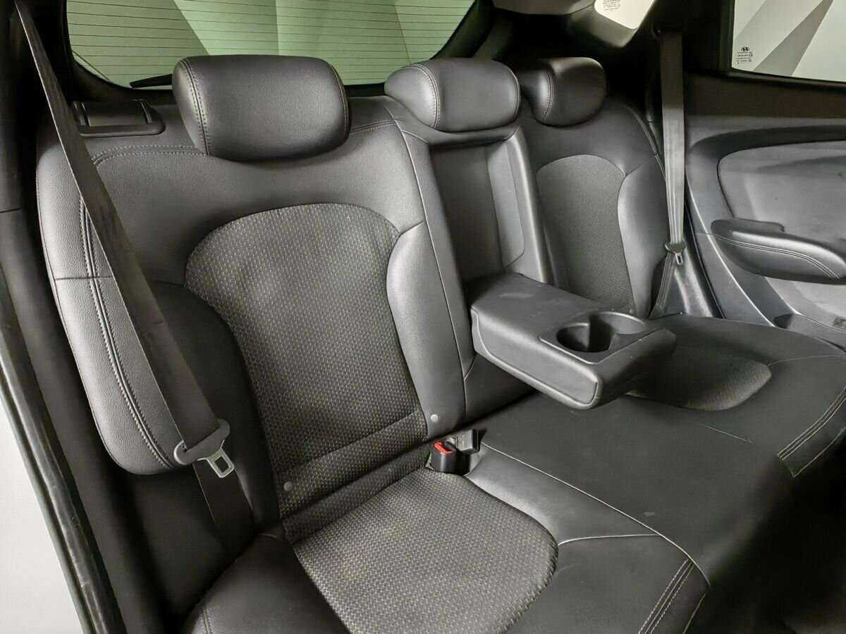 Купить Hyundai ix35, 2010, 185 631 км, фото №13