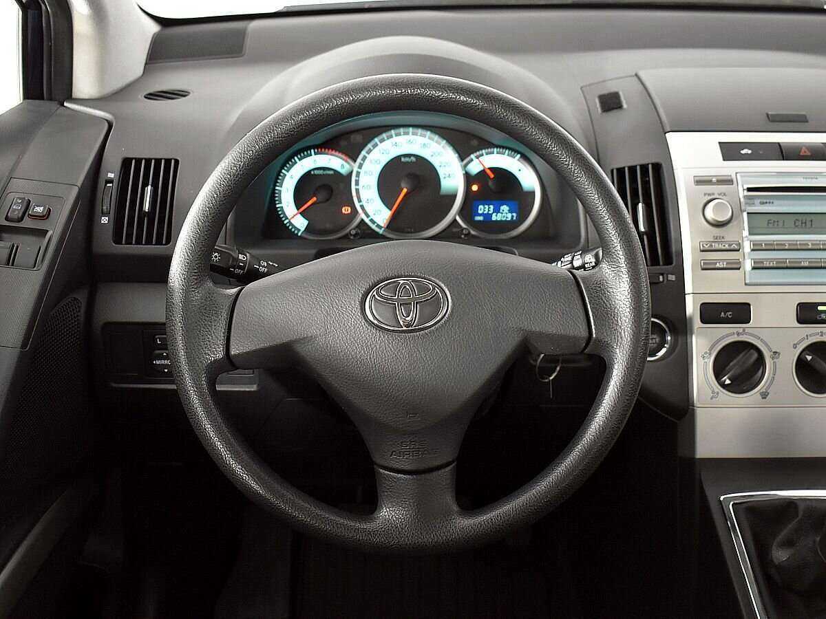 Купить Toyota Corolla Verso, 2008, 68 086 км, фото №11