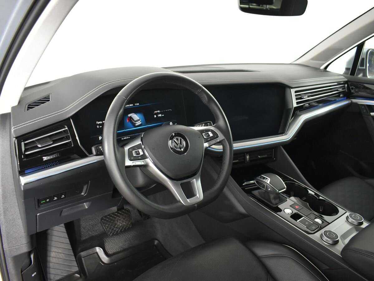 Купить Volkswagen Touareg, 2019, 62 935 км, фото №8