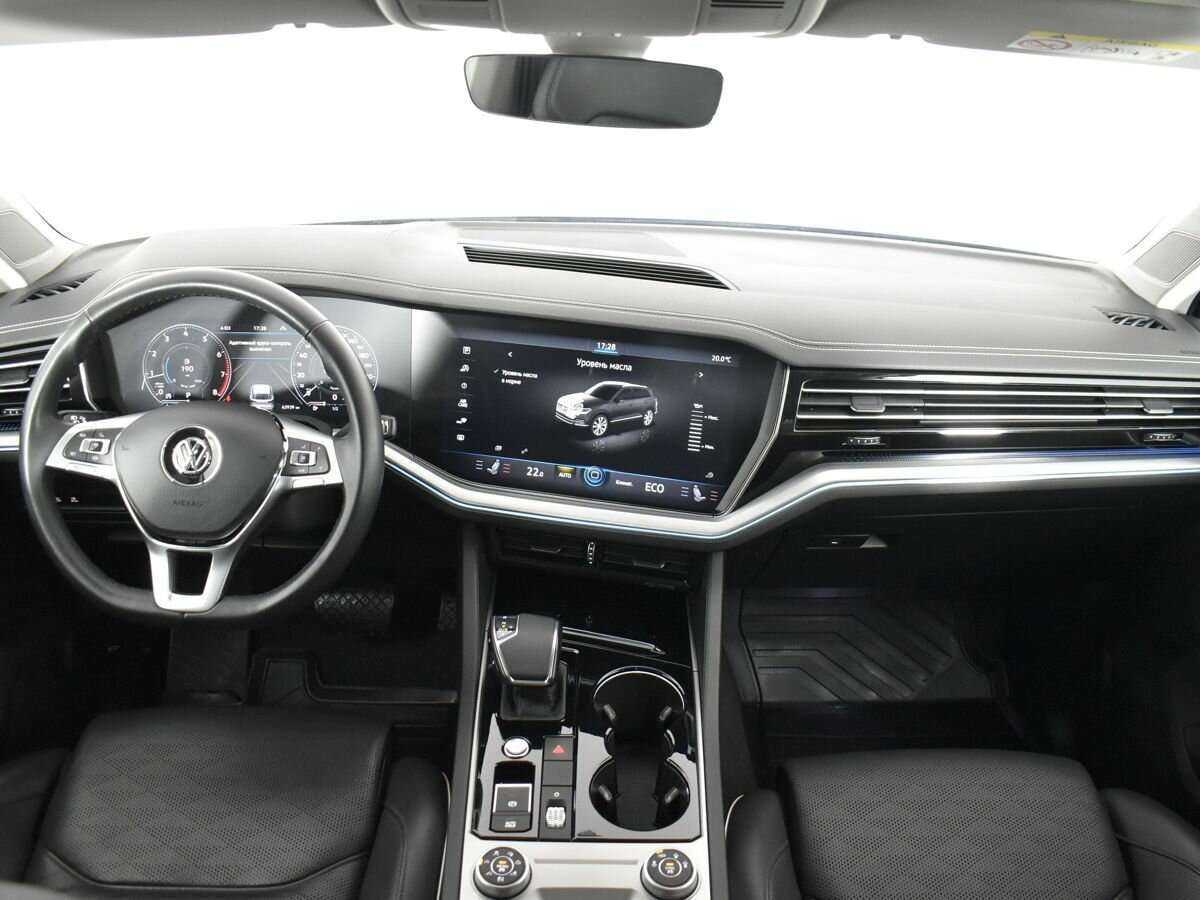 Купить Volkswagen Touareg, 2019, 62 935 км, фото №10