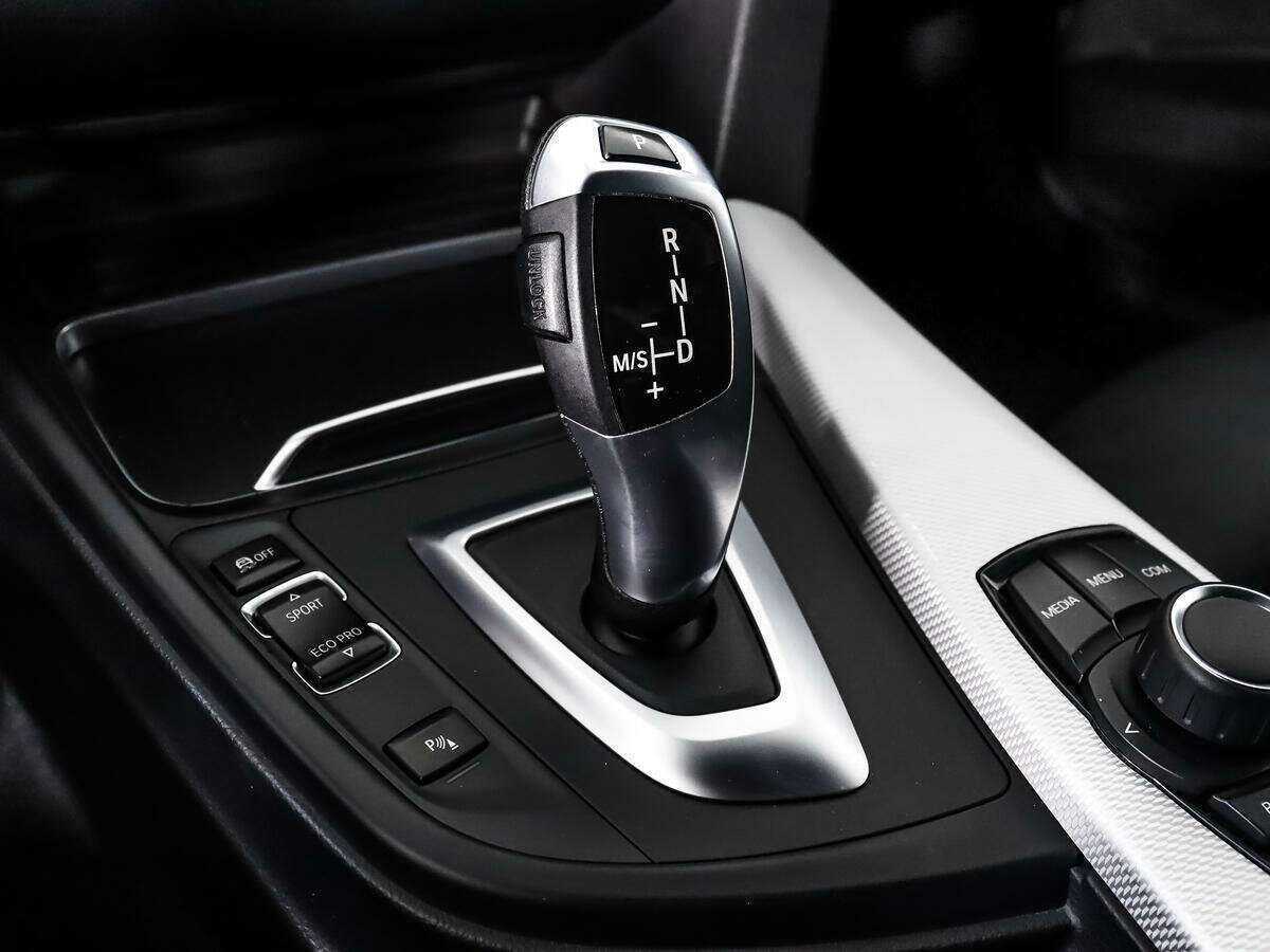 Купить BMW 3 серии 320i xDrive, 2018, 48 899 км, фото №10