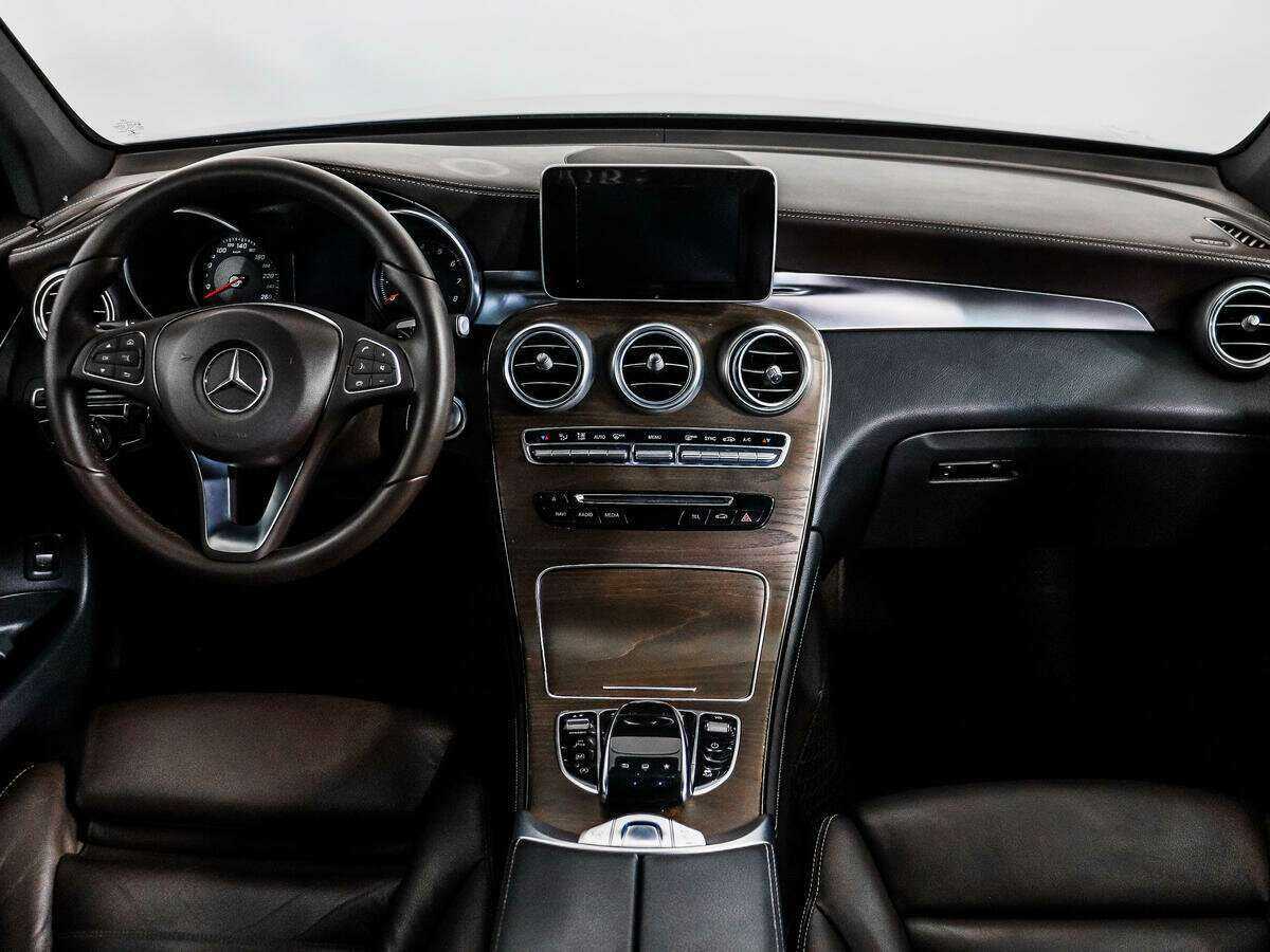 Купить Mercedes-Benz GLC 300, 2015, 131 564 км, фото №16