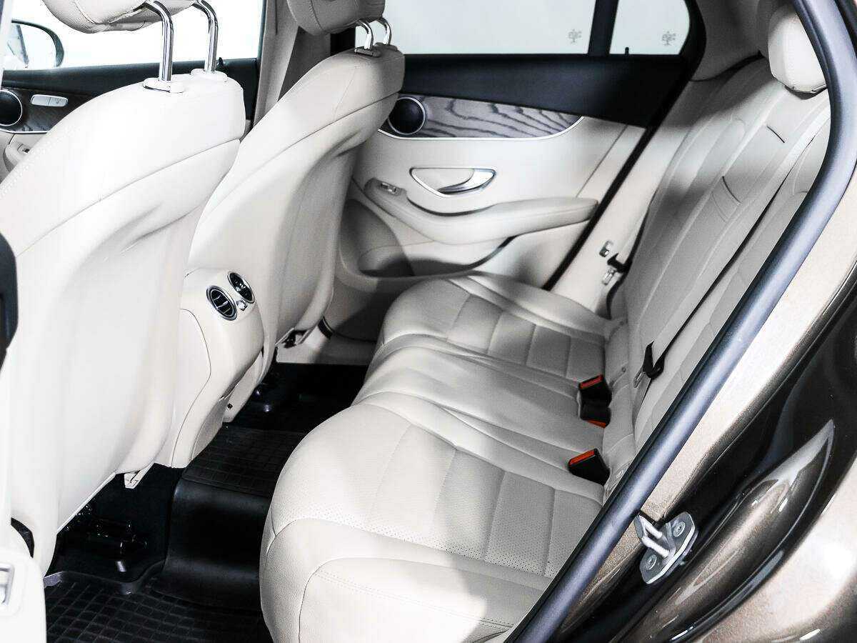 Купить Mercedes-Benz GLC 250 d, 2017, 82 900 км, фото №13