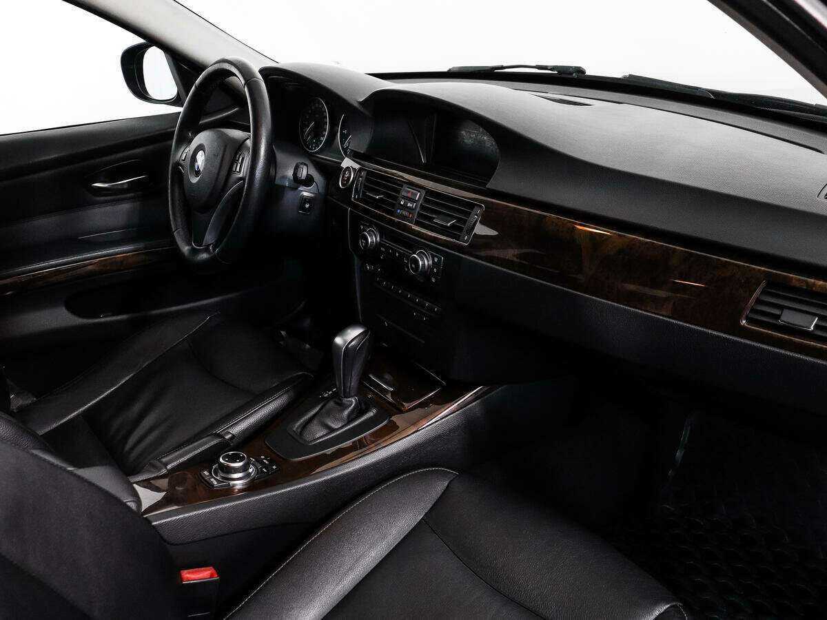 Купить BMW 3 серии 320i, 2011, 161 162 км, фото №13