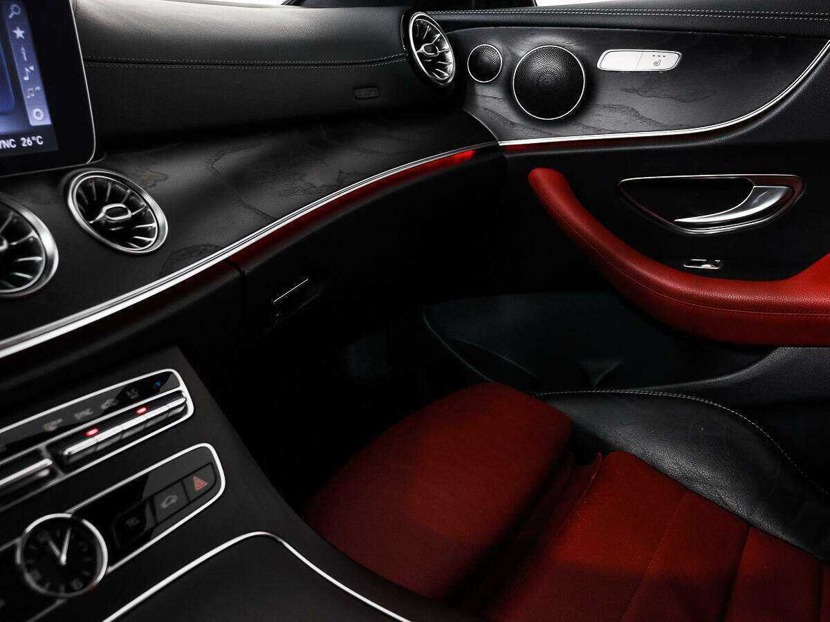 Купить Mercedes-Benz E-Класс 200, 2017, 105 932 км, фото №14