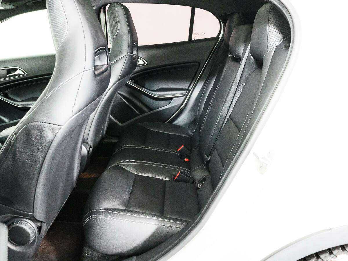 Купить Mercedes-Benz GLA 250, 2014, 107 424 км, фото №10
