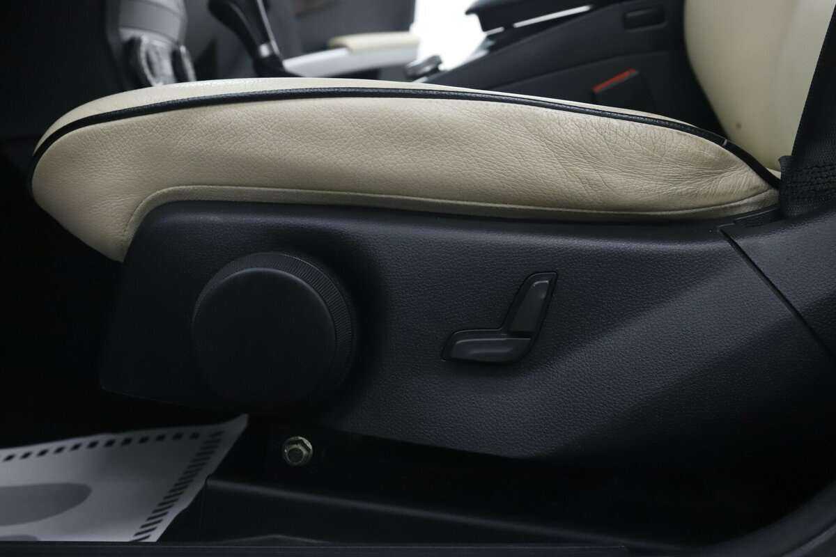 Купить Mercedes-Benz GLK-Класс 350, 2011, 150 000 км, фото №9