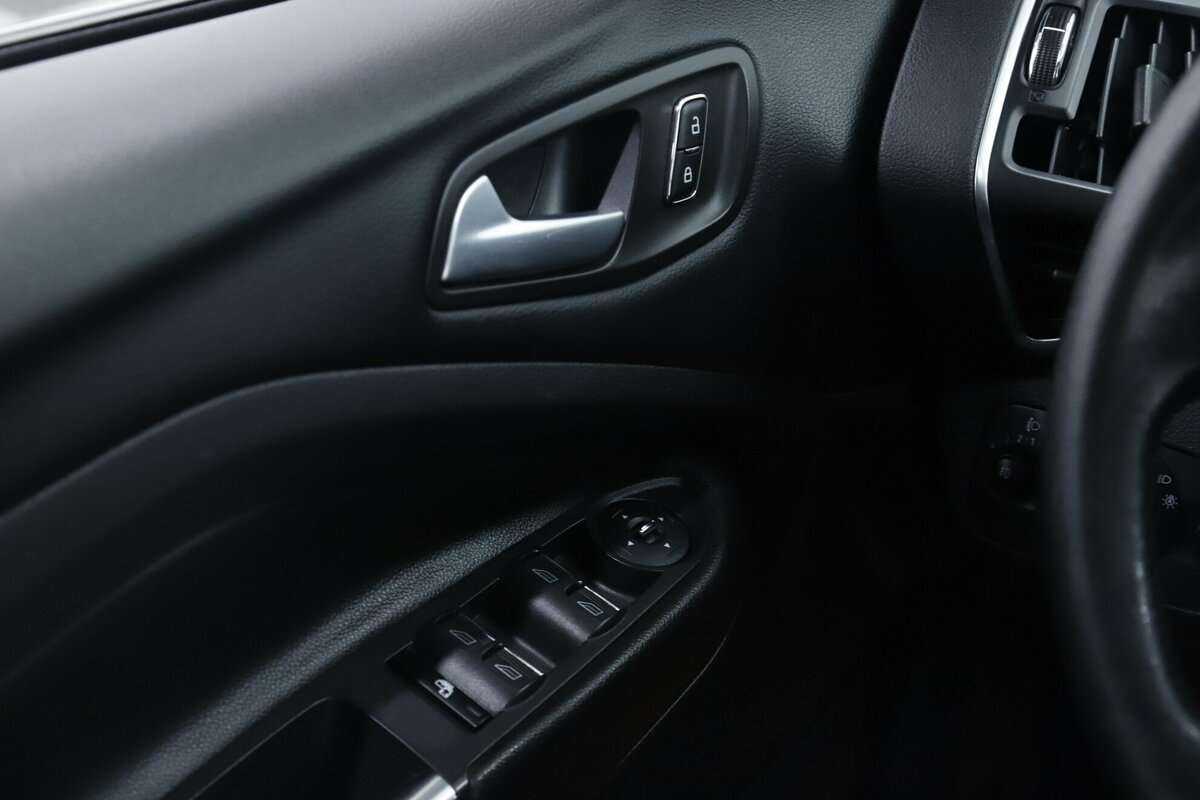 Купить Ford Kuga, 2016, 152 500 км, фото №10