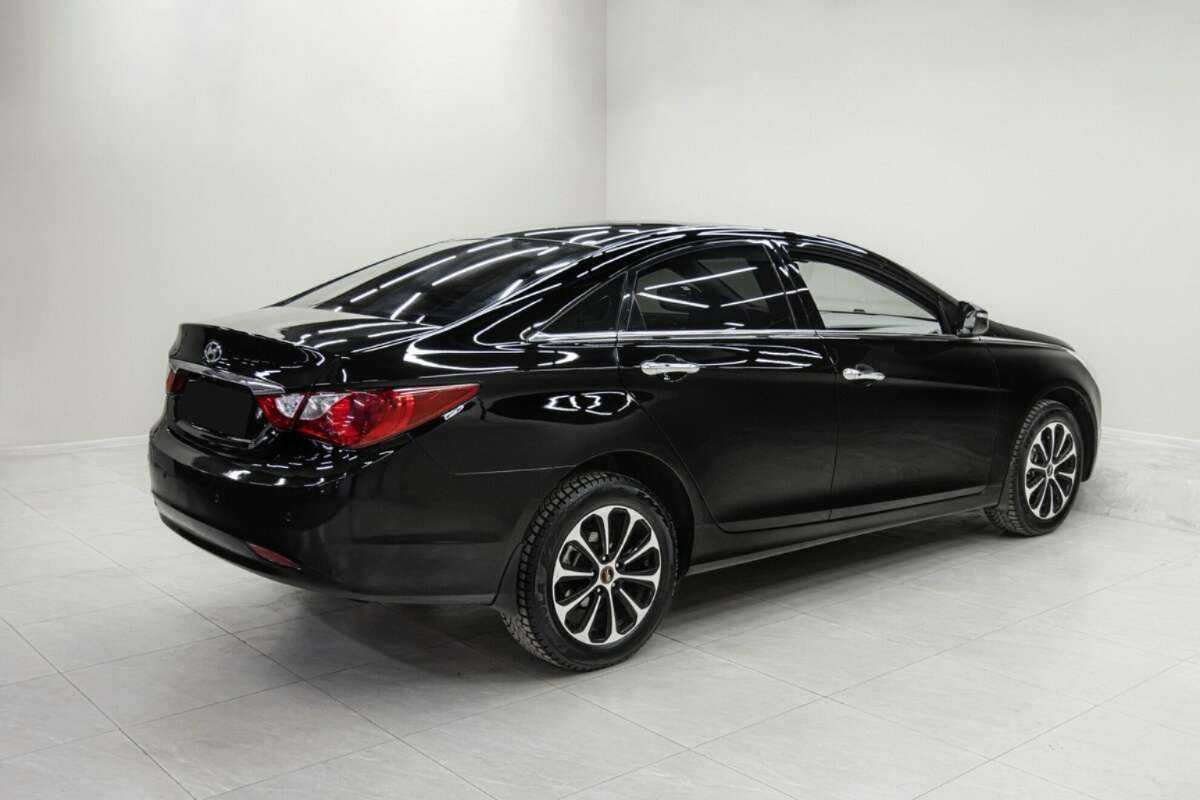 Купить Hyundai Sonata, 2011, 169 000 км, фото №4