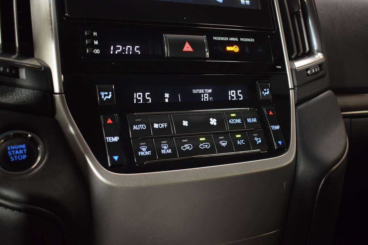 Купить Toyota Land Cruiser, 2015, 137 315 км, фото №28