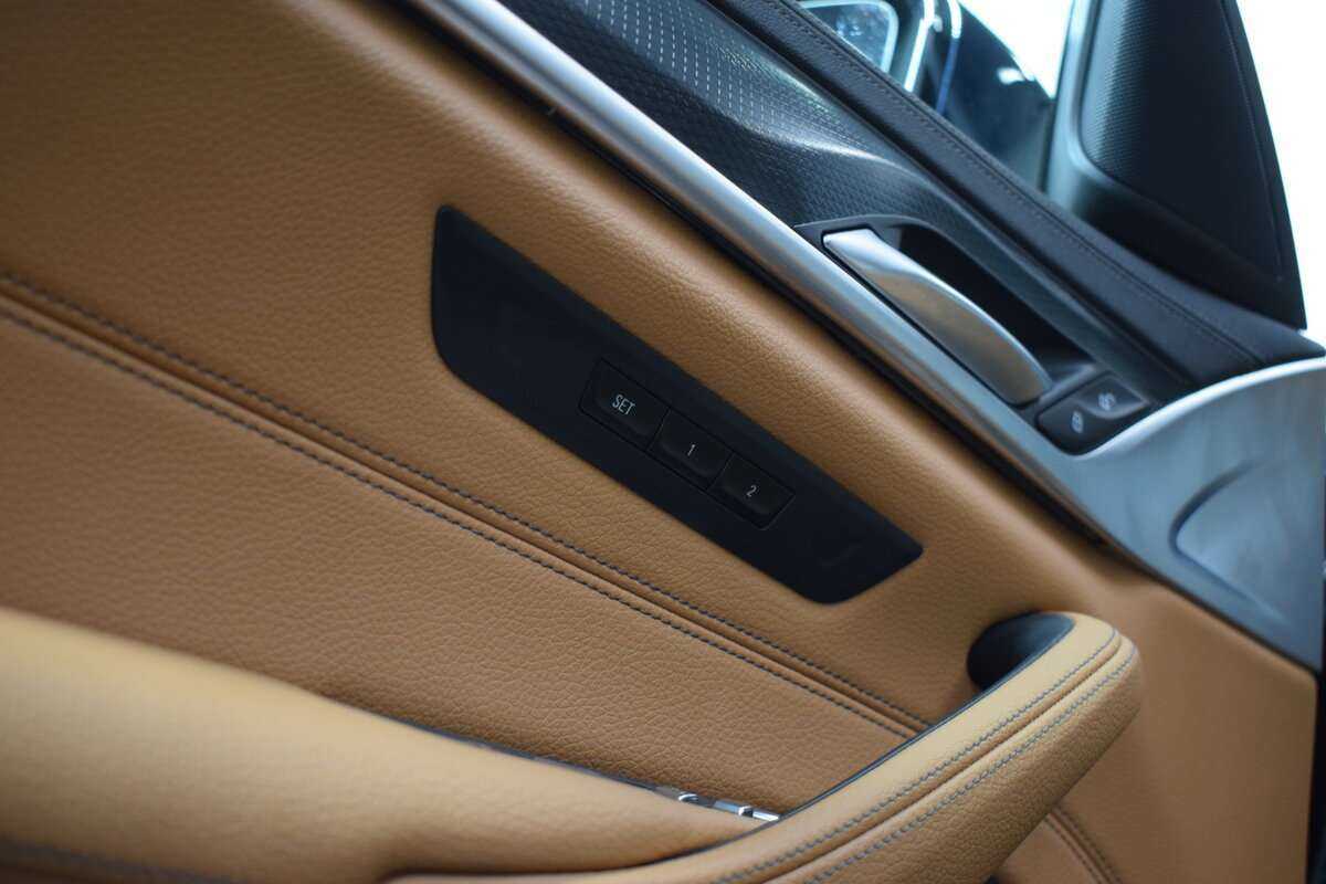 Купить BMW 5 серии 520i, 2023, 11 731 км, фото №16