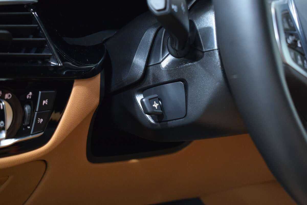 Купить BMW 5 серии 520i, 2023, 11 731 км, фото №18