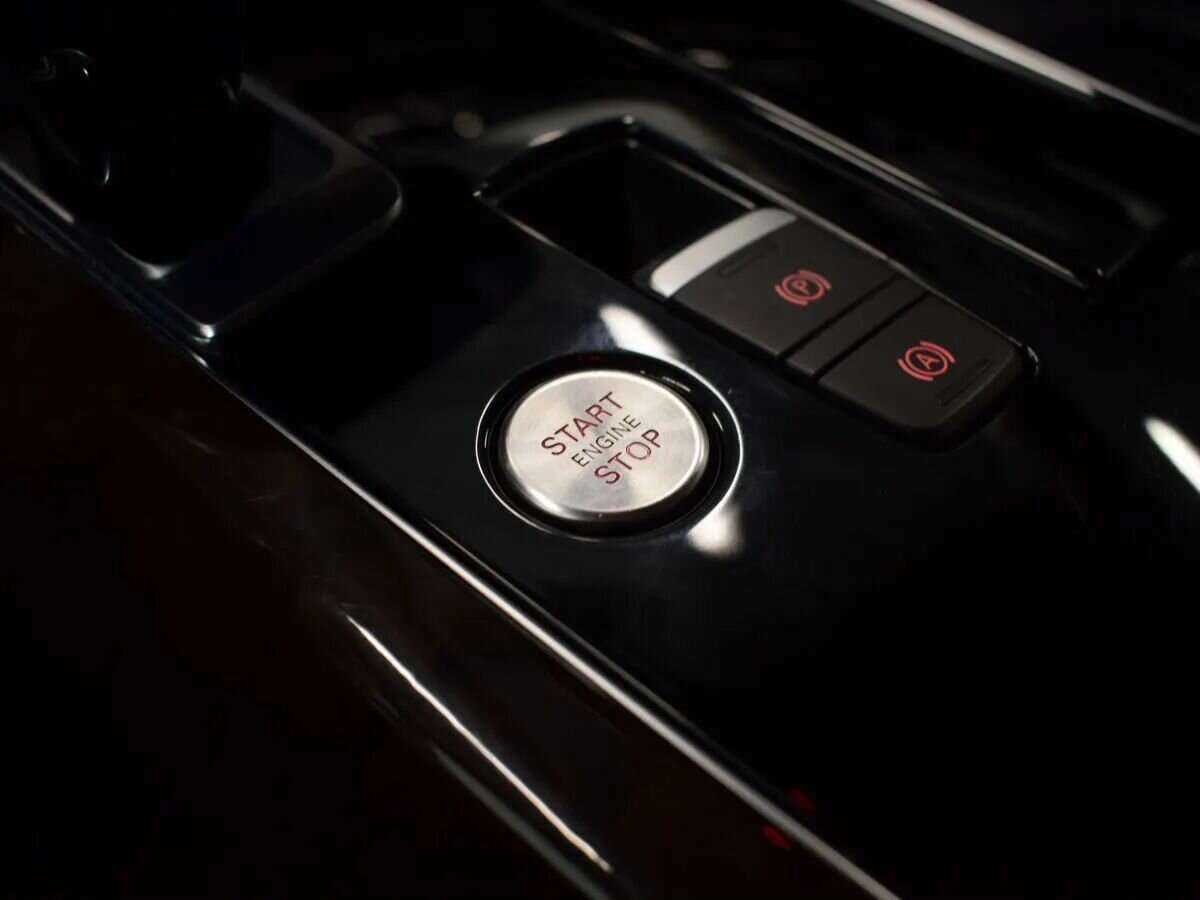 Купить Audi A8 Long, 2015, 56 002 км, фото №22