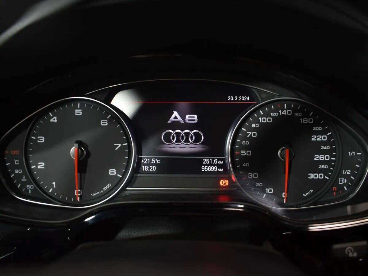 Купить Audi A8 Long, 2015, 94 000 км, фото №12