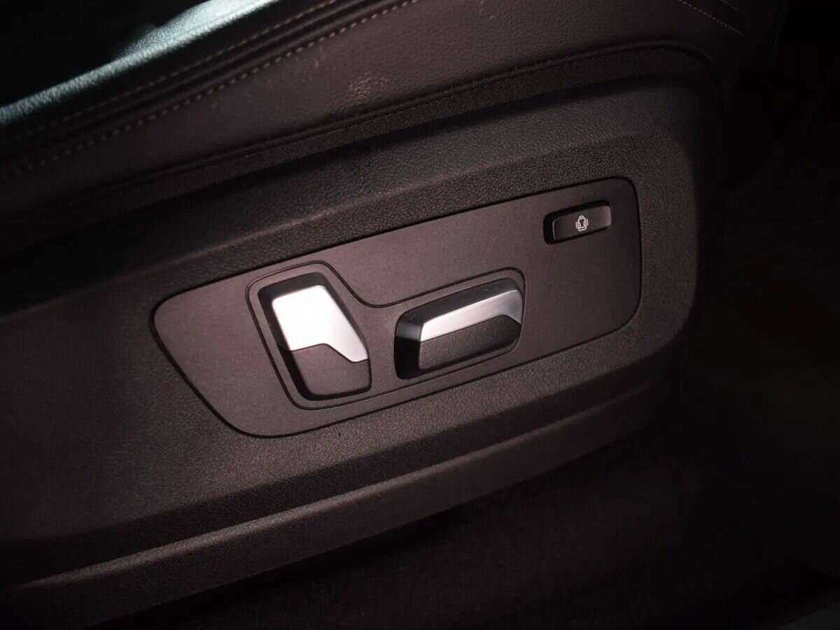 Купить BMW X7 30d, 2019, 76 331 км, фото №24