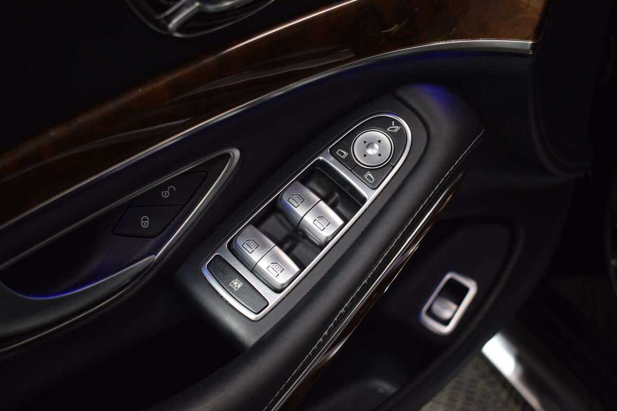 Купить Mercedes-Benz S-Класс AMG 63 AMG Long, 2014, 141 000 км, фото №19