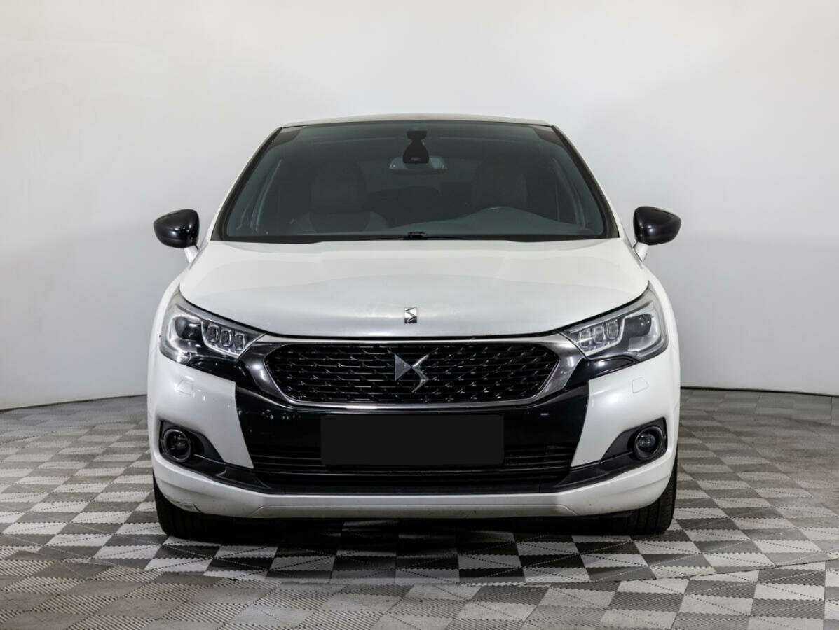DS 4