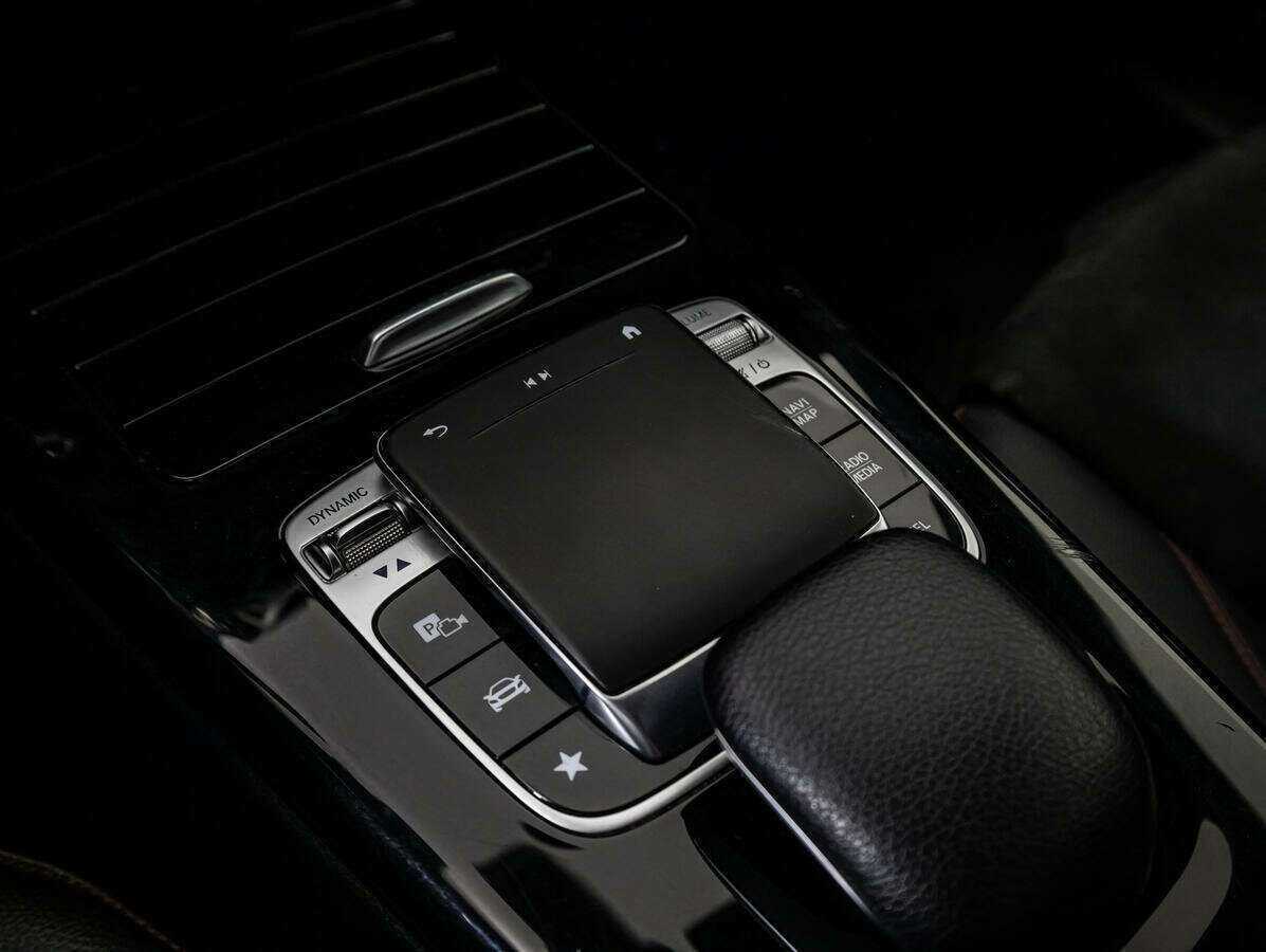 Купить Mercedes-Benz CLA 200, 2019, 102 489 км, фото №21