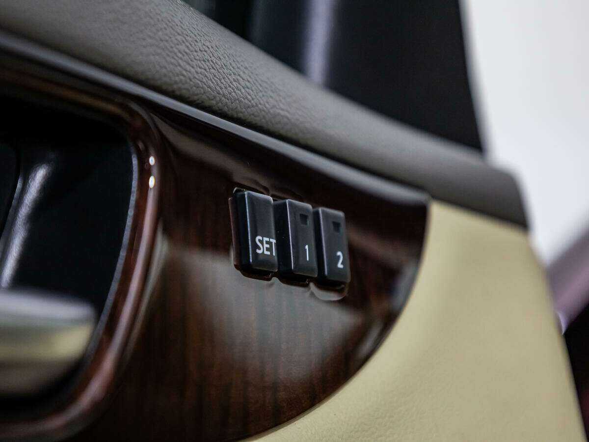 Купить Infiniti EX25, 2011, 182 603 км, фото №16