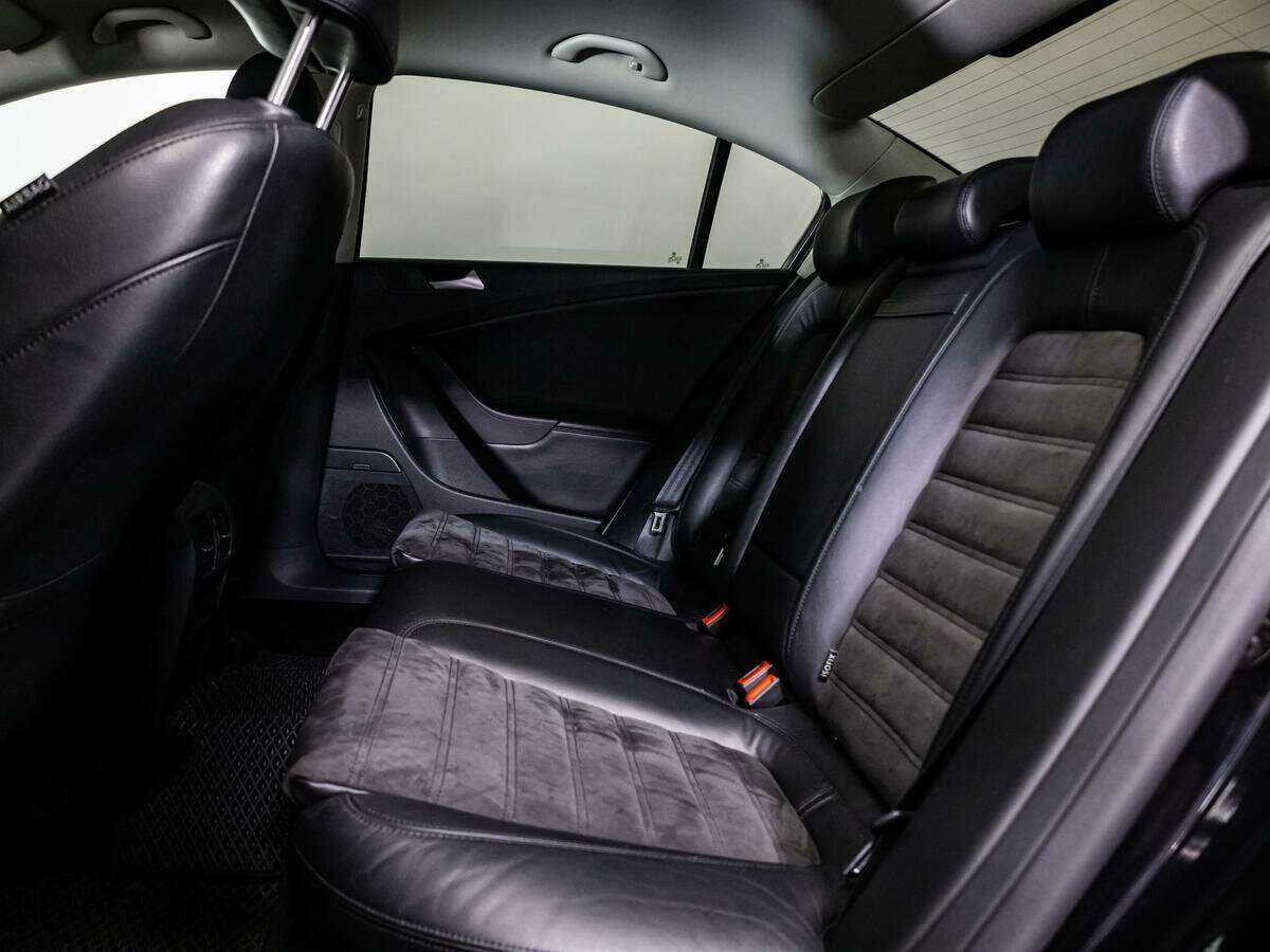 Купить Volkswagen Passat, 2010, 193 340 км, фото №8