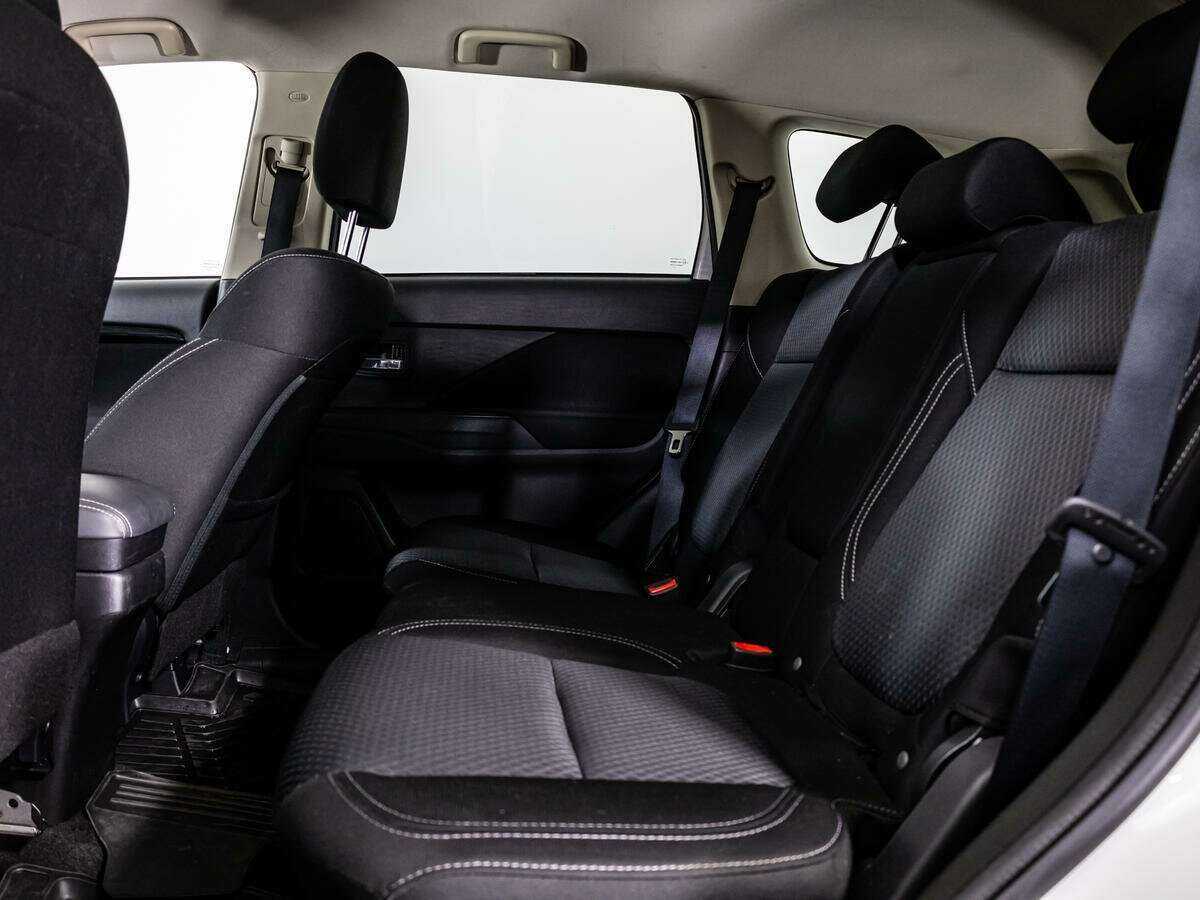 Купить Mitsubishi Outlander, 2021, 35 571 км, фото №9