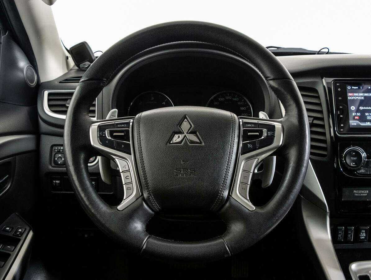Купить Mitsubishi Pajero Sport, 2017, 96 505 км, фото №12