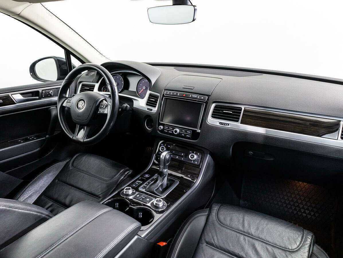 Купить Volkswagen Touareg, 2017, 120 471 км, фото №7