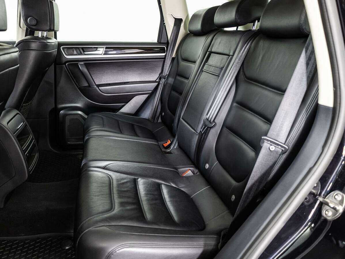 Купить Volkswagen Touareg, 2017, 120 471 км, фото №8