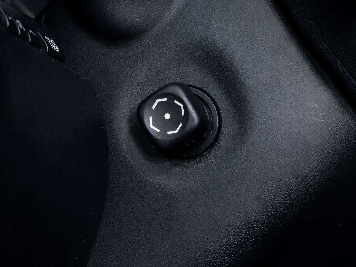 Купить Lexus RX 200t, 2016, 180 306 км, фото №11