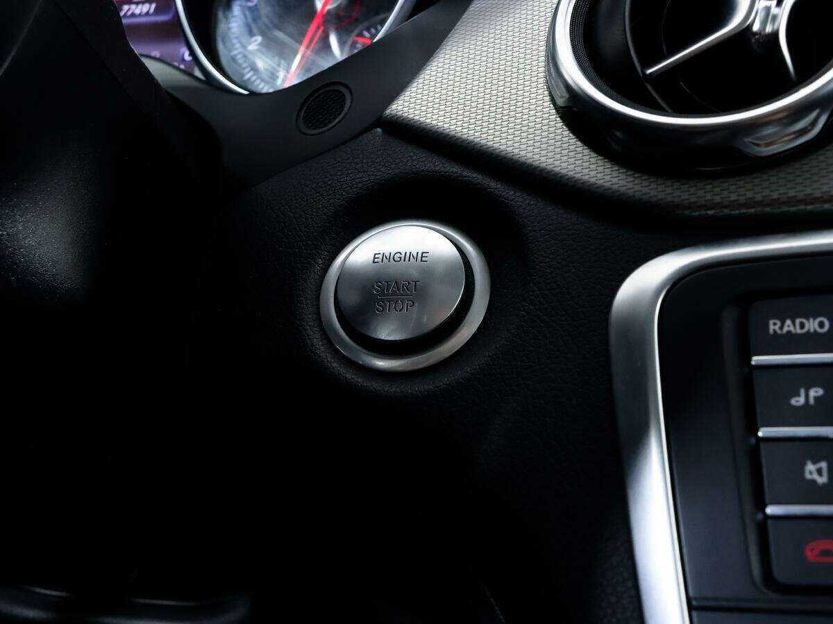 Купить Mercedes-Benz GLA 250, 2017, 73 444 км, фото №12