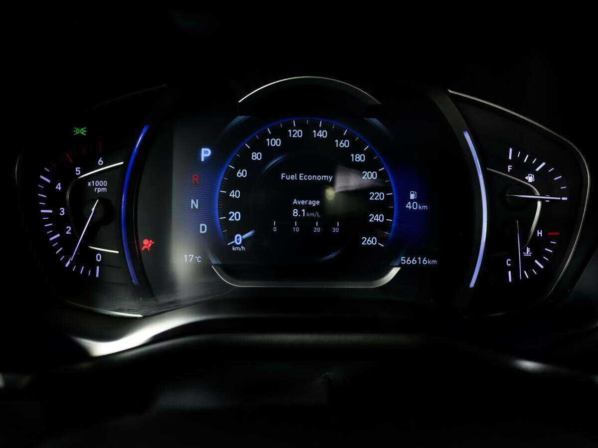 Купить Hyundai Santa Fe, 2018, 57 038 км, фото №18