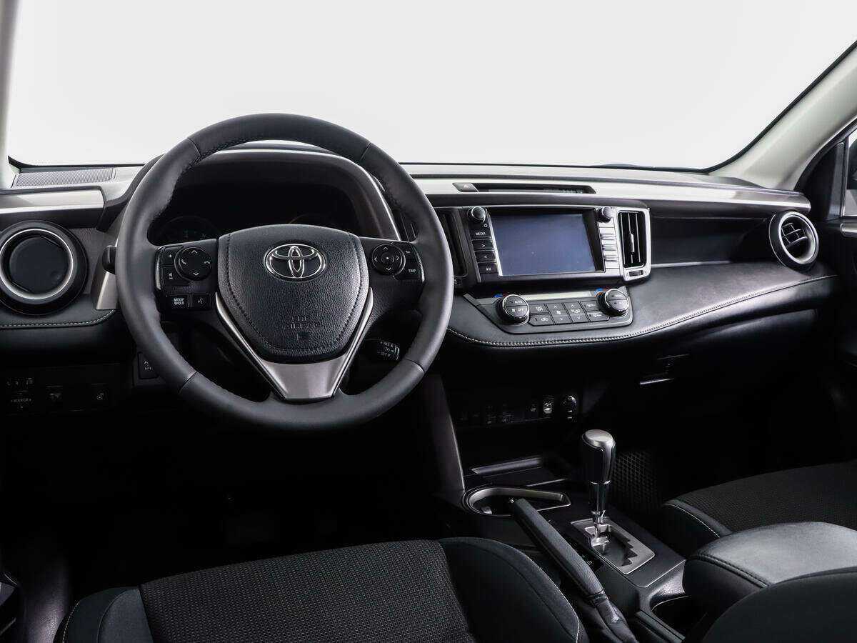 Купить Toyota RAV4, 2017, 123 800 км, фото №9
