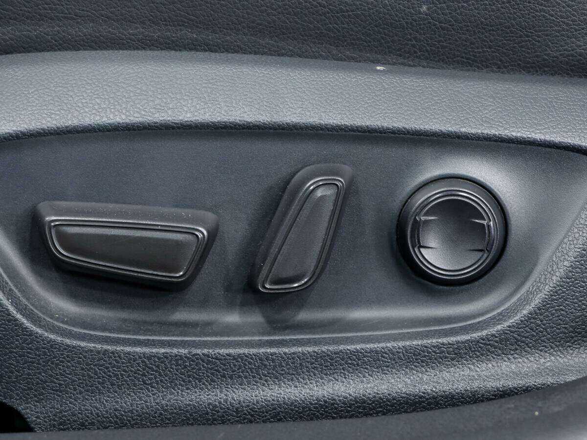 Купить Toyota Camry, 2018, 71 100 км, фото №12