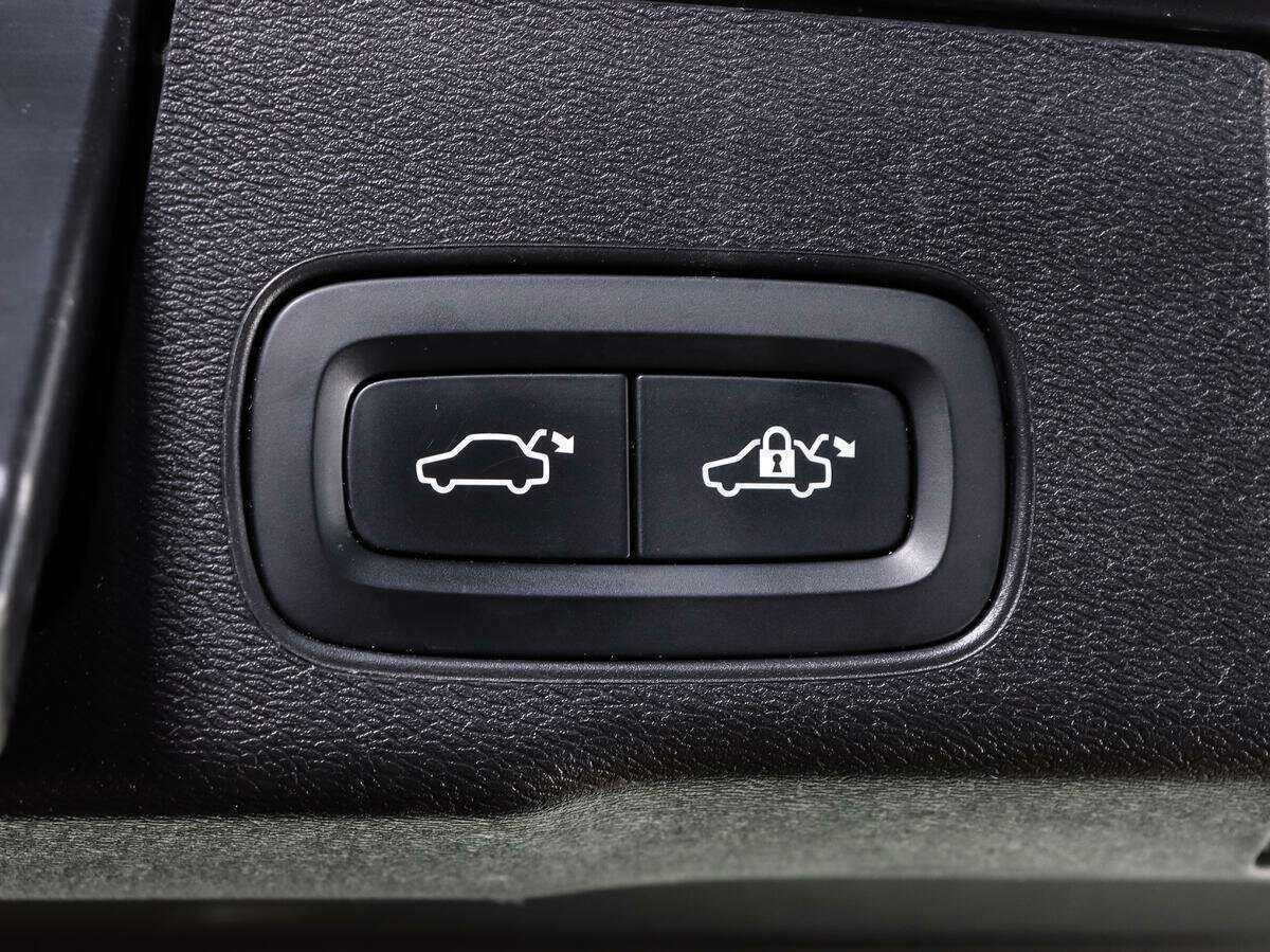 Купить Volvo XC60, 2021, 97 905 км, фото №18