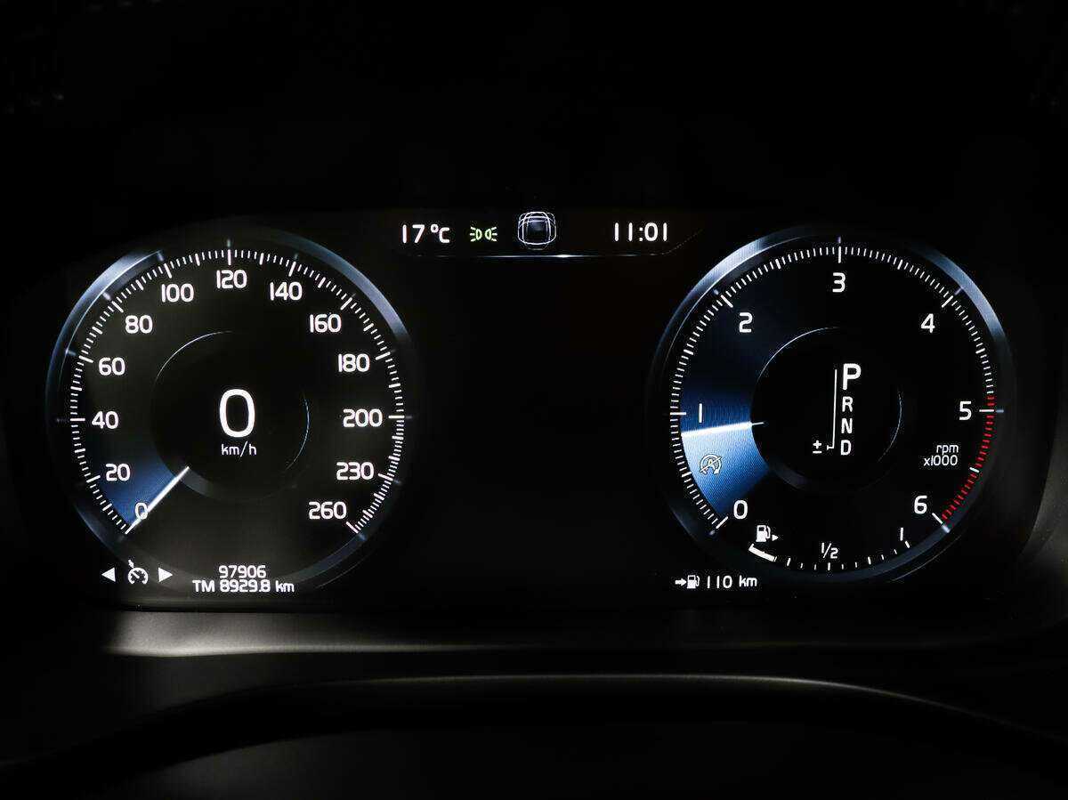 Купить Volvo XC60, 2021, 97 905 км, фото №21