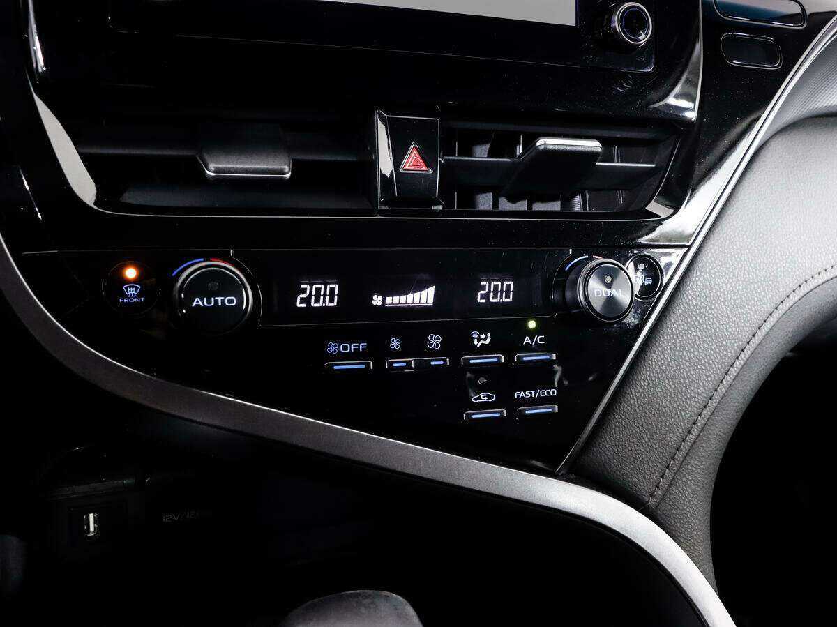 Купить Toyota Camry, 2021, 83 000 км, фото №16