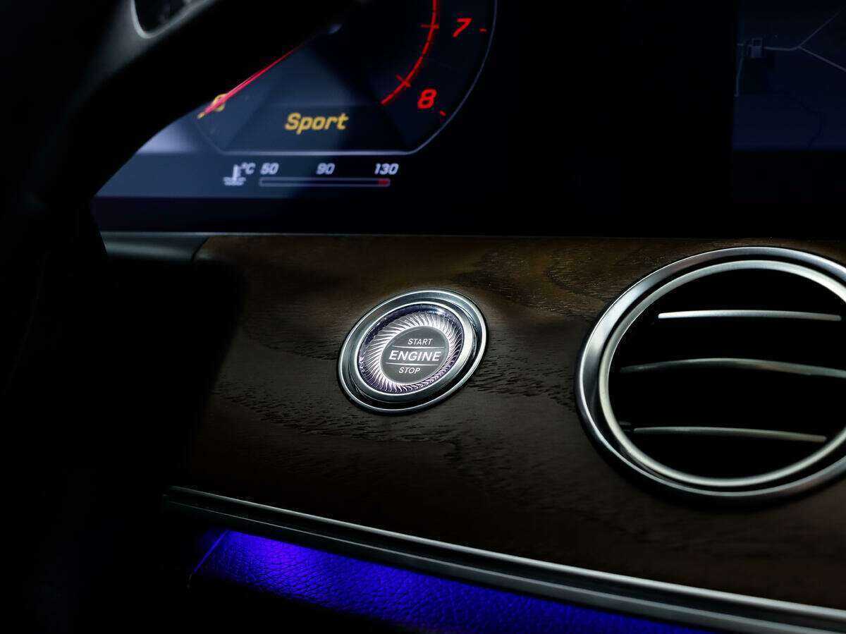 Купить Mercedes-Benz E-Класс 200, 2017, 72 113 км, фото №15