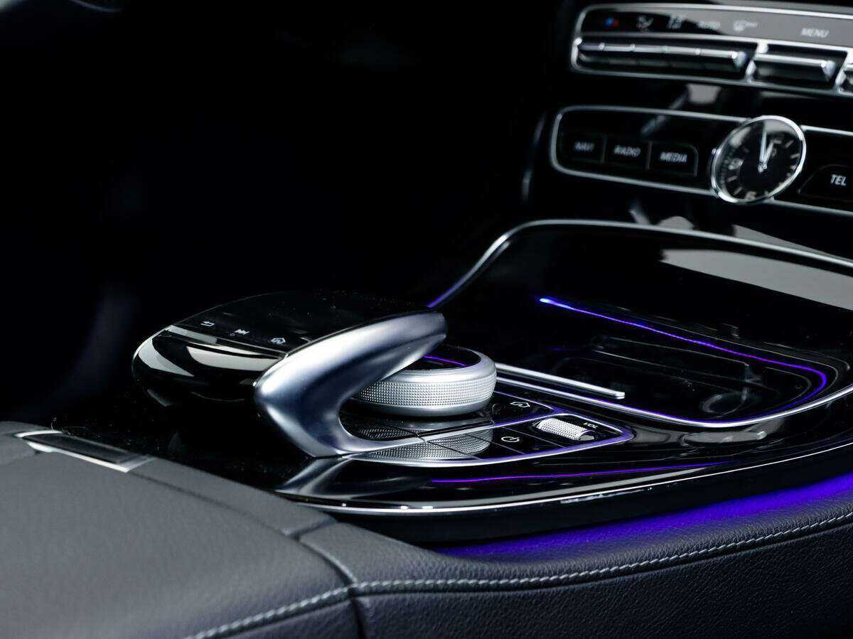 Купить Mercedes-Benz E-Класс 200, 2017, 72 113 км, фото №19