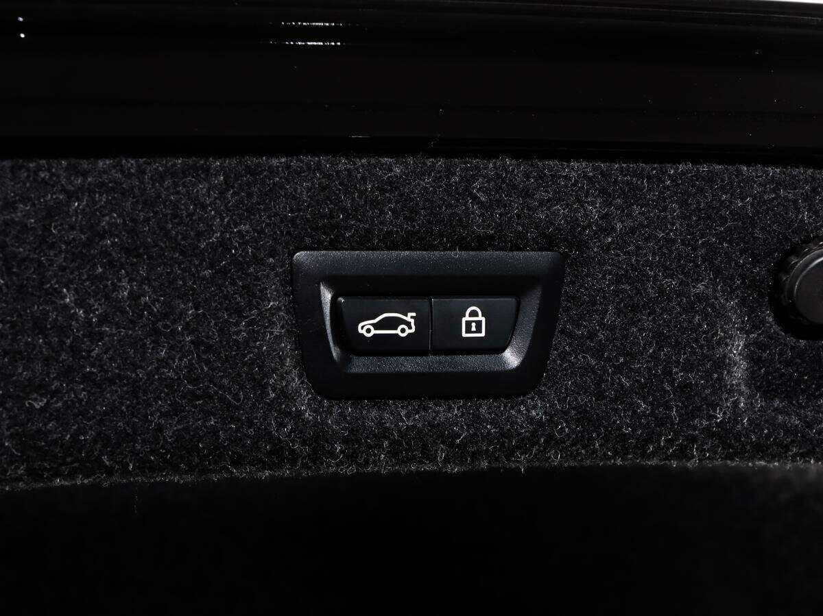 Купить BMW 5 серии 520d, 2020, 71 358 км, фото №15