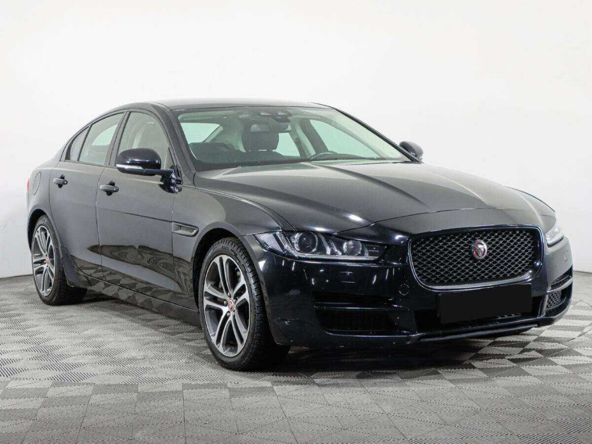 Jaguar XE