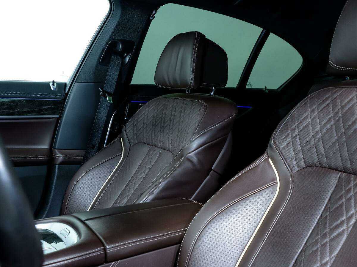 Купить BMW 7 серии 730d xDrive, 2020, 65 000 км, фото №11