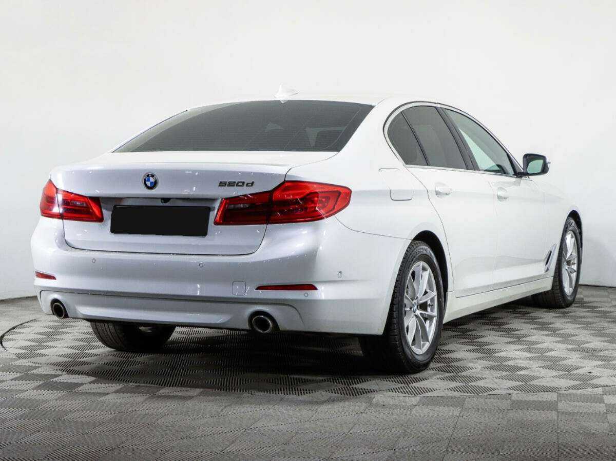 Купить BMW 5 серии 520d, 2019, 169 015 км, фото №4