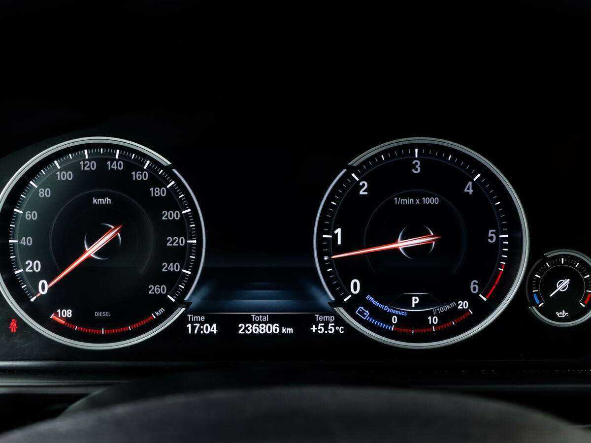 Купить BMW 5 серии 530d xDrive, 2013, 236 804 км, фото №24