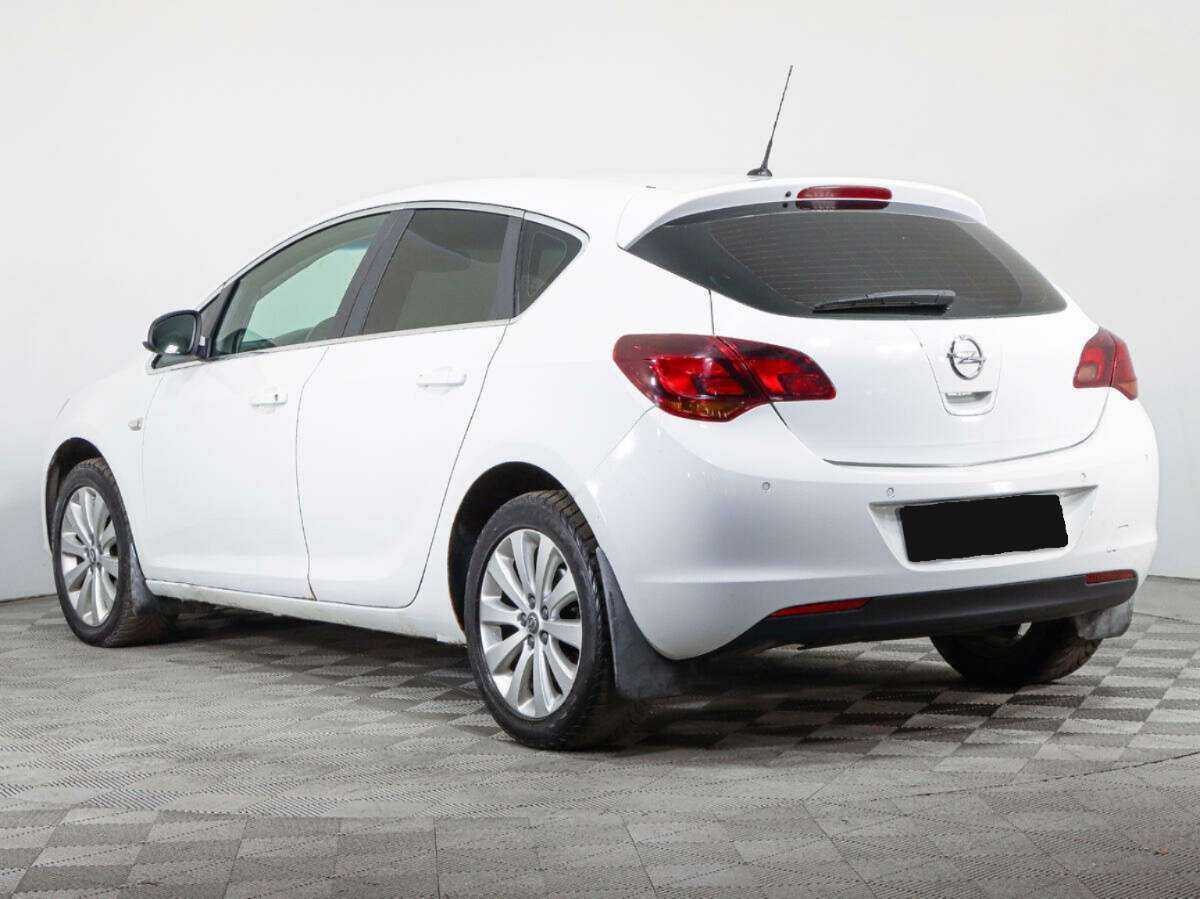 Купить Opel Astra, 2010, 217 128 км, фото №7