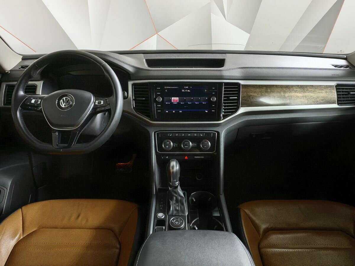 Купить Volkswagen Teramont, 2018, 213 089 км, фото №10